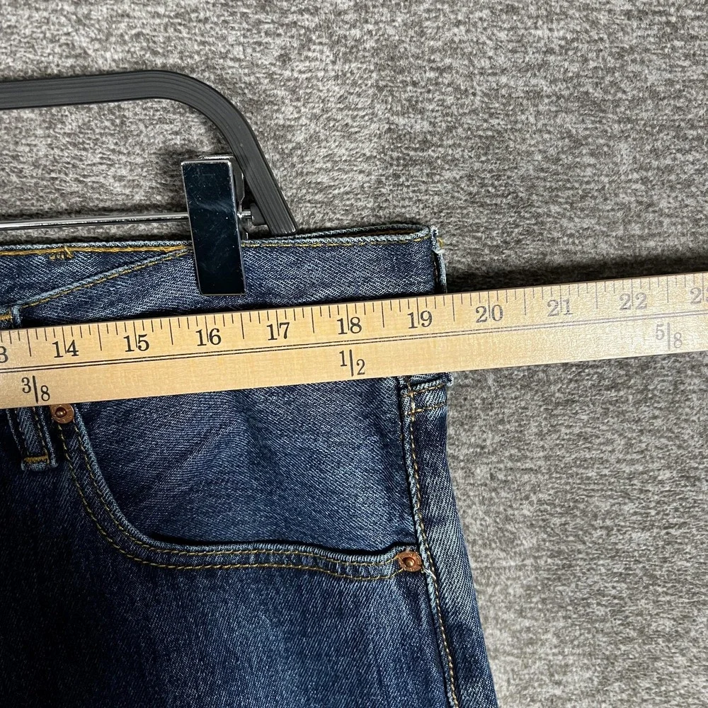 Levis 501 Jeans Mens 38x32‎ Blue Denim Button Fly Straight Leg Classic Fit